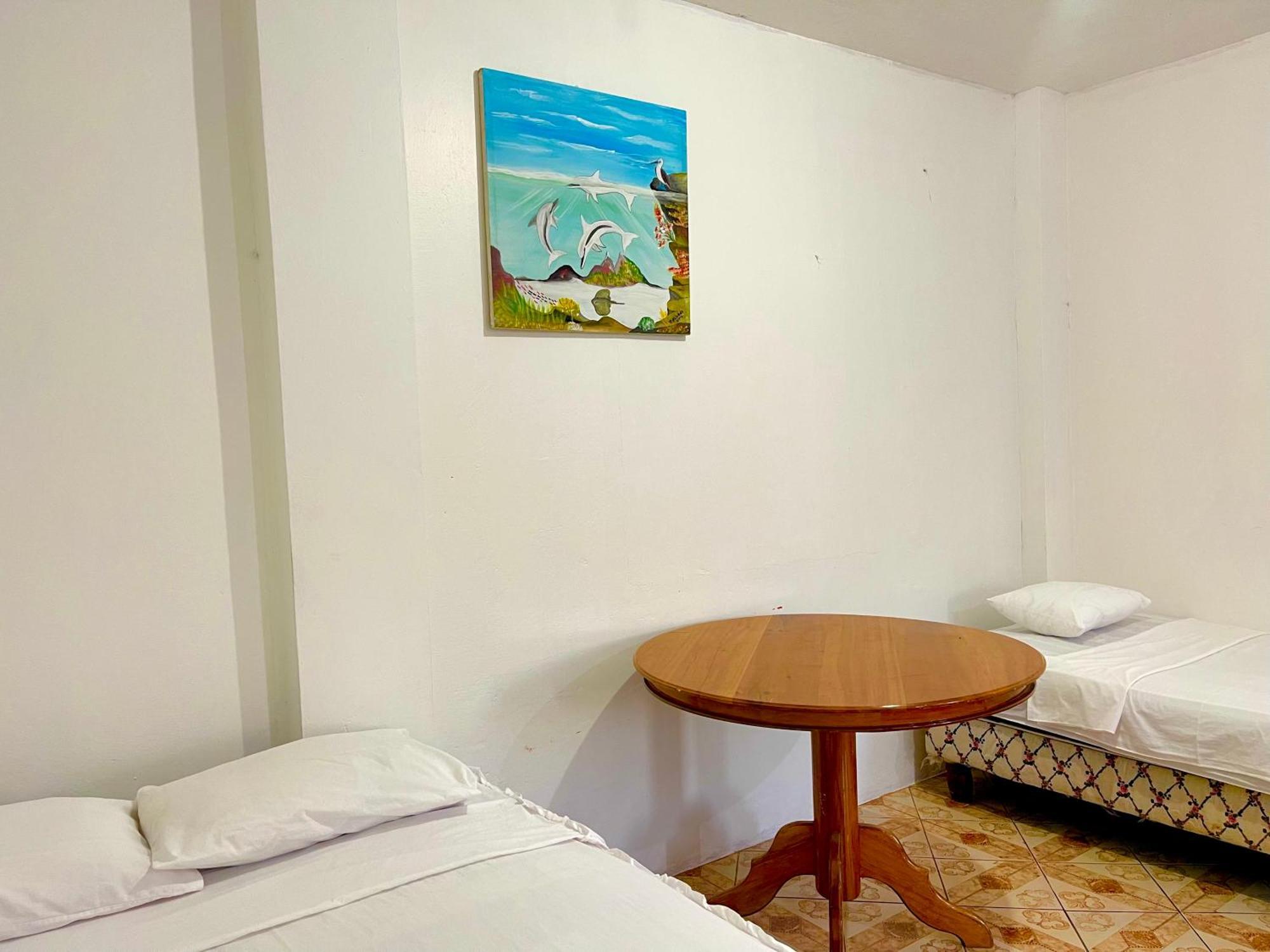 מלון פוארטו בקריסו מורנו Hostal Vista Al Mar מראה חיצוני תמונה